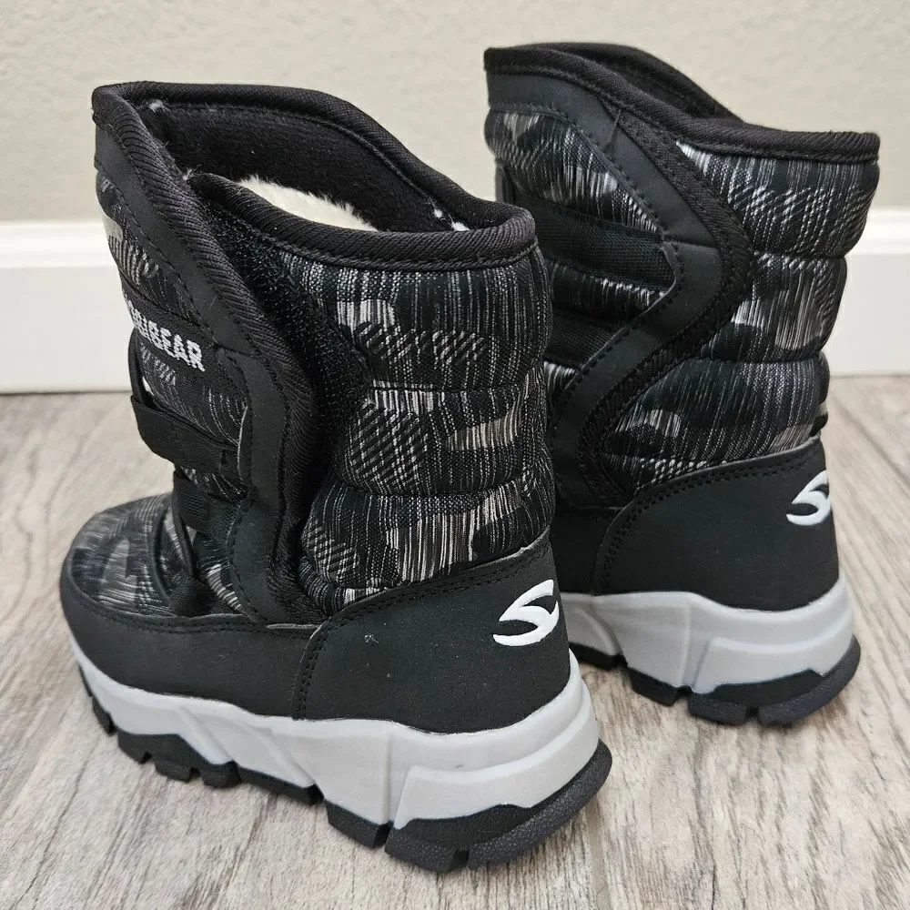 Hobibear Black and Gray Faux Fur Lined Snow Boots Size 8.5 Toddler